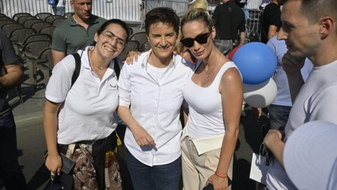 Ana Brnabić za Novosti