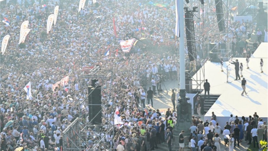 MOĆNI PRIZORI SA VELIKOG SKUPA (FOTO)