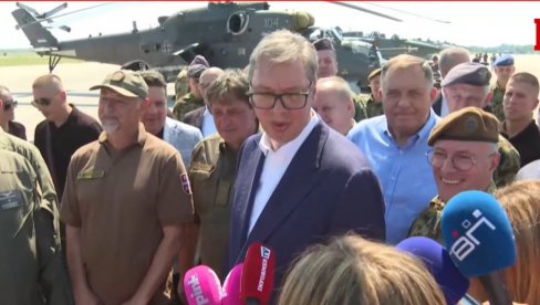 DANAS GAĐAMO ATAKOM SA HELIKOPTERA Vučić sa pilotima: Najviše volim kada je u našim rukama Mi-35, jer ima poseban, zlokoban zvuk