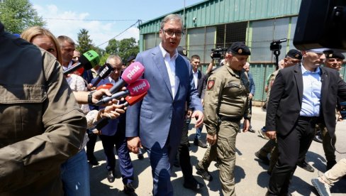 PROSTO NEKA BUDALA NAPIŠE NEŠTO I TO MEDIJI PRENOSE Vučić o incidentu na Mjuzik Viku: Pitajte državne organe u takvim situacijama
