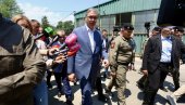 ПРОСТО НЕКА БУДАЛА НАПИШЕ НЕШТО И ТО МЕДИЈИ ПРЕНОСЕ Вучић о инциденту на Мјузик Вику: Питајте државне органе у таквим ситуацијама