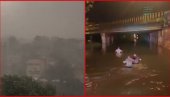 VETAR NOSI SVED PRED SOBOM, ULICE POD VODOM, IMA MRTVIH: Stravično nevreme napravilo haos u komšiluku, snimci jezivi (VIDEO)