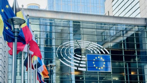 ЕВРОПЉАНИМА ТРОШАК, НАМА МОЖДА ПРИЛИКА: ЕУ од јуче царини јефтину кинеску робу са додатна три евра, за Србију нова правила не важе