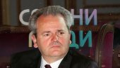 ЛЕГЕНДАРНИ ГЛУМАЦ ГА СПРЕЧИО: Зашто је Слоба Милошевић хтео да забрани Срећне људе?