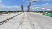 NOVI SAVSKI MOST ULAZI U KLJUČNU FAZU: Stiže džinovski kran, evo kada kreće montaža konstrukcije