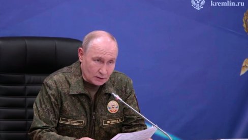 ПУТИН У УНФОРМИ ИЗНЕНАДА ПОСЕТИО ВОЈНИКА, ПА ЗАГРМЕО: Ослободили смо ЛНР потпуно, ускоро ћемо и ДНР (ФОТО)
