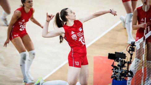 SANJAM OTVORENIH OČIJU: Korektorka Anja Zubić zahvalna selektoru Srbije što ju je bacio u vatru u Ligi nacija