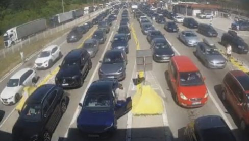 DUGO ČEKANJE: Gužve na više prelaza na izlazu iz BiH
