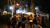 НОВА ЛОКАЦИЈА, НОВА ВИБРАЦИЈА: Јубиларни 20. „Винофест“ први пут одржан у Градском парку у Вршцу, оборивши све рекорде