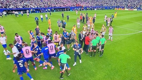 УМЕ И ФРАНЦУСКА ДА РАТУЈЕ: Рајан Черки имао поруку за Парагвајце