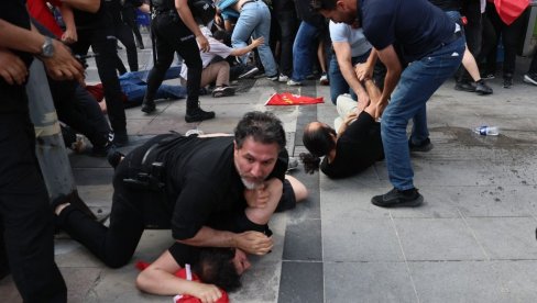 HAOS U ANKARI PRED NATO SAMIT: Više od 100 uhapšenih na protestu protiv alijanse (FOTO/VIDEO)