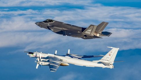 DRAMA NA NEBU: Ruski avioni izbacili uređaje blizu britanskog nosača aviona, hitno dignuti F-35