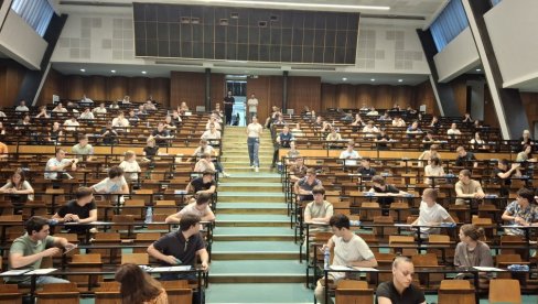 НА МАШИНЦУ ПОПУЊЕНА БУЏЕТСКА МЕСТА ВЕЋ У ПРВОМ РОКУ: Велико интересовање за један од напрестижнијих факултета