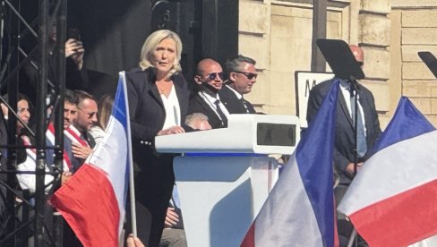 ДРЖАВА ТРАЖИ ФИНАНСИЈЕРЕ ЗА ЛЕ ПЕНОВУ? Влада у Паризу прибојава се страног мешања у председничкој кампањи