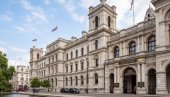 VELIKA BRITANIJA HITNO POZVALA IRANSKOG DIPLOMATU: Rumuni izboli poznatog novinara po nalogu Teherana - Evo šta kaže sudija