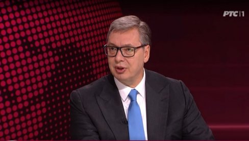 NEKA UMETNICA KOJA PODRŽAVA BLOKADERE TRAŽILA JE DA SE STARIJIMA UKINE PRAVO GLASA Vučić pozvao na ujedinjenje - Svi su jednaki