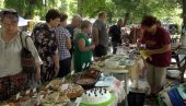 УСКОРО ПОЧИЊУ “ЗЛАТНЕ РУКЕ” У СОКОБАЊИ: Не пропустите специјалитете зачињене традицијом
