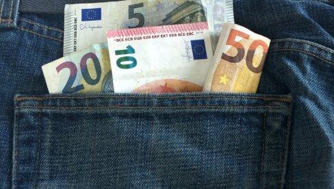 DA LI DIGITALNI EVRO UKIDA GOTOVINU? Dopuna, a ne ukidanje - Evo svih detalja!
