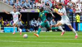Mane, veliki si! Sadio nastavlja da ulaže veliki novac u domovinu