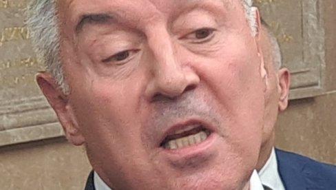 "PRIHVATIO HOTEL I AVIONSKE KARTE ZA DUBAI" Đukanović prekršio zakon kao premijer, utvrdila Agencija za sprečavanje korupcije