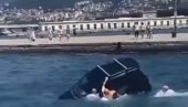 DRAMA U KOMŠILUKU: Auto sleteo u more, povređen vojnik (VIDEO)