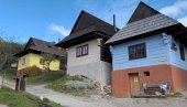 СЕЛО У КОЈЕМ ЖИВИ 14 ЉУДИ: Уклоните нас са листе УНЕСКО-а, живот нам се претворио у пакао због туриста