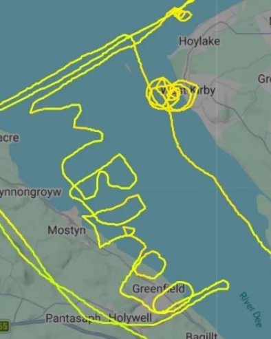 PILOT AVIONOM ISPISAO PORUKU DOSADNO MI JE: Priča za rubriku verovali ili ne (FOTO)