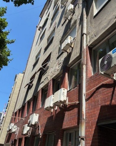 KAP PO KAP DO SVAĐE: Počela sezona pritužbi komšija na curenje vode iz klima - uređaja
