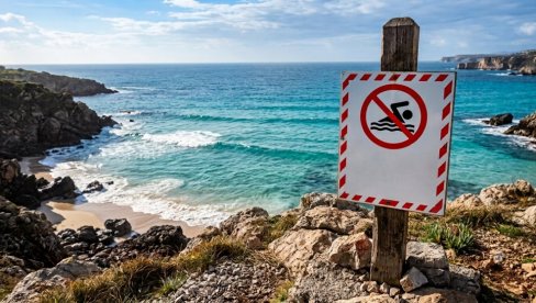 ОДВРАТНОСТ У ХРВАТСКОЈ: На плажи у стону фекално загађење мора
