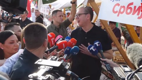 MLADI NEČOVEK JE PLJUNUO STARIJEG ČOVEKA, KAD SMO KLINCI BILI BILO JE POŠTOVANJA ZA STARIJE Vučić osudio brutalan napad u Subotici