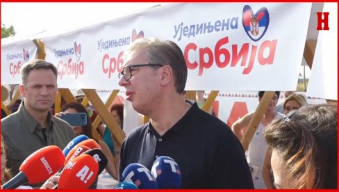 „КАД СМО БИЛИ КЛИНЦИ, УСТАЈАЛИ СМО СТАРИЈИМА“ Вучић осудио напад на седамдесетогодишњака у Суботици и позвао на јединство
