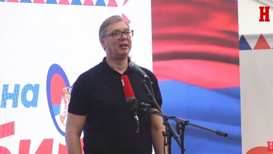 PREDSEDNIK SA NARODOM: Vučić u Vladimirovcu