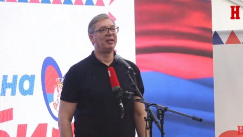 PREDSEDNIK SA NARODOM: Vučić u Vladimirovcu