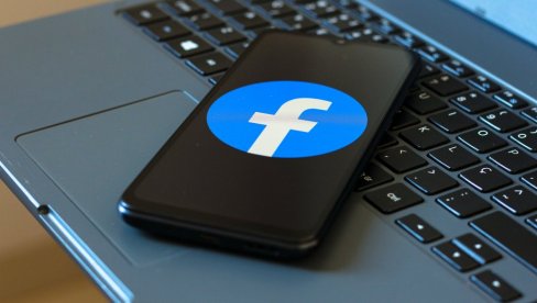 ПАО FACEBOOK: У Србији сви добили исту поруку (ФОТО)