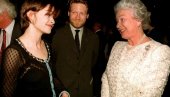 ДЕТАЉИ ИЗ ЖИВОТА ПОЗНАТЕ ГЛУМИЦЕ ШОКИРАЈУ: Растурила је брак колегиници, а сада је са 20 година млађим партнером! (ФОТО)
