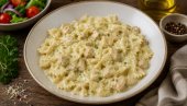 KREMASTA PASTA SA PILETINOM I ŠAMPINJONIMA:  Ručak gotov za dvadesetak minuta