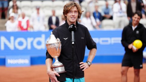 RUS NAJBOLJI U ŠVEDSKOJ: Andrej Rubljov osvojio trofej posle više od godinu dana