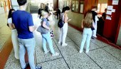 VEČITI STUDENTI TRAŽE JOŠ JEDNU ŠANSU: Krajem septembra ističe  rok za diplomiranje akademcima koji su fakultet upisali pre Bolonje