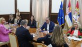 VAŽAN SASTANAK: Vučić se sastao sa delegacijom Evropske banke za obnovu i razvoj za Jugoistočnu Evropu (FOTO)