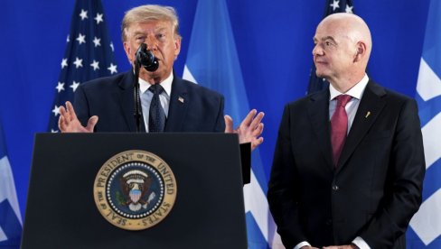 ДОНАЛД ТРАМП СТАО УЗ ИНФАНТИНА: ФИФА би направила ужасну грешку ако га смени