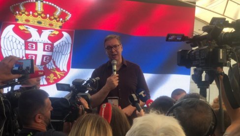 ВУЋИЋ НАЈАВИО ДАТУМ ИЗБОРА: Биће пресудни за нашу земљу