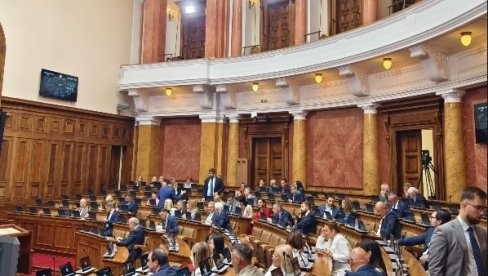НЕРАД ОПОЗИЦИЈЕ ПОНОВО НА ДЕЛУ! Срамно: Траже седницу Скупштине, па се на истој не појаве (ФОТО)