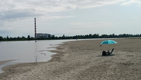 VANREDNE MERE ZBOG SUŠE: Uvedena zabrana vodozahvatanja iz Hidrosistema Dunav–Tisa–Dunav