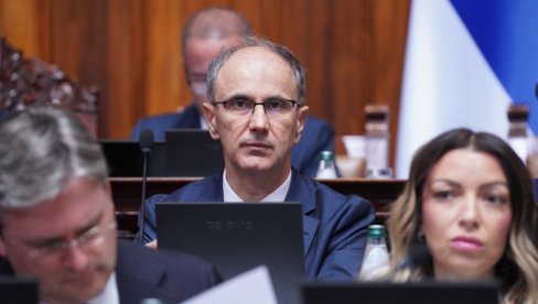 ВЛАДА НАСТАВЉА ИСТИМ ТЕМПОМ Мацут после расправе: Показали смо да имамо подршку, држава не стаје