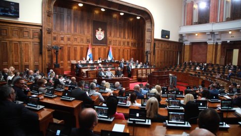 ПОСЛАНИЦИ НАСТАВЉАЈУ СКУПШТИНСКУ РАСПРАВУ: На дневном реду ребаланс буџета