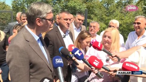 TEROR NEĆE TRAJATI DOVEKA Vučić o pritiscima na Srbe i manastir Dečani na KiM