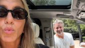 DŽENIFER ANISTON USLIKALI U KUPAĆEM KOSTIMU I OVAKVE TRBUŠNJAKE NEMAJU NI DVADESETOGODIŠNJAKINJE: Otkrila šta jede i kako održava liniju u 6