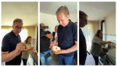 NAJVIŠE ME JE OBRADOVALO TO ŠTO DECA POMAŽU Vučić kod porodice Nikolić u selu Gorčince: Upravo tako se čuva tradicija