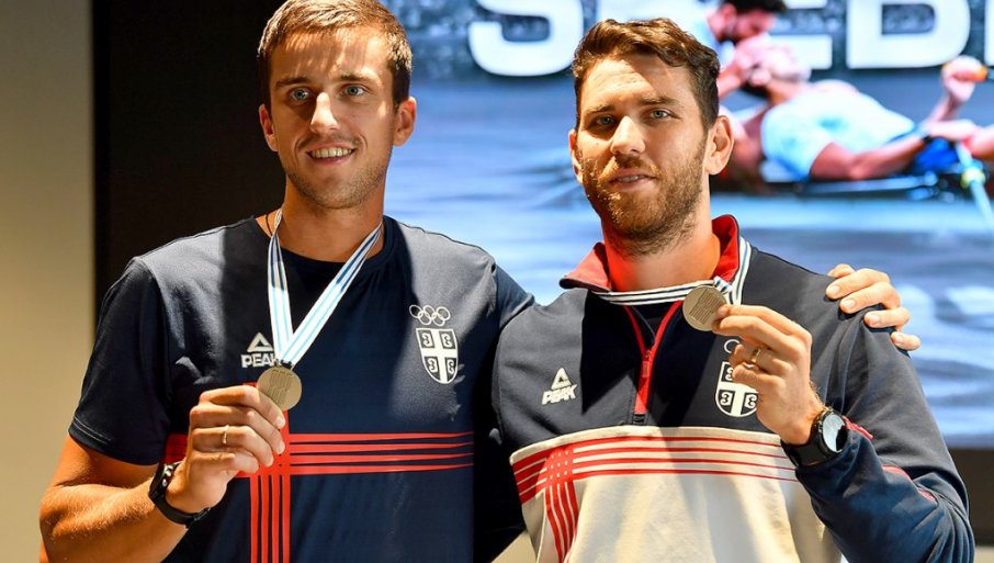 NEMA VREMENA ZA SLAVLjE: Naši trofejni veslači već zaboravili EP u Varezeu i okreću se SP u Amsterdamu
