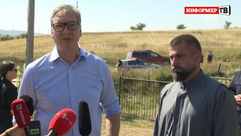 SVE SRBA ŠTO ŽIVI U ČIPULJIĆU I BUGOJNU, BILO JE KOD MENE U KUĆI Vučić: Zato su ovi drugi okačili ratne zastave